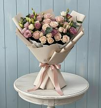 Букет цветов из:  Розы и Лизиантусы в Кривополянье