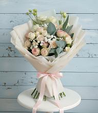 Букет цветов из:  Розы и Лизиантусы #REPLACE_PRED# Кривополянье