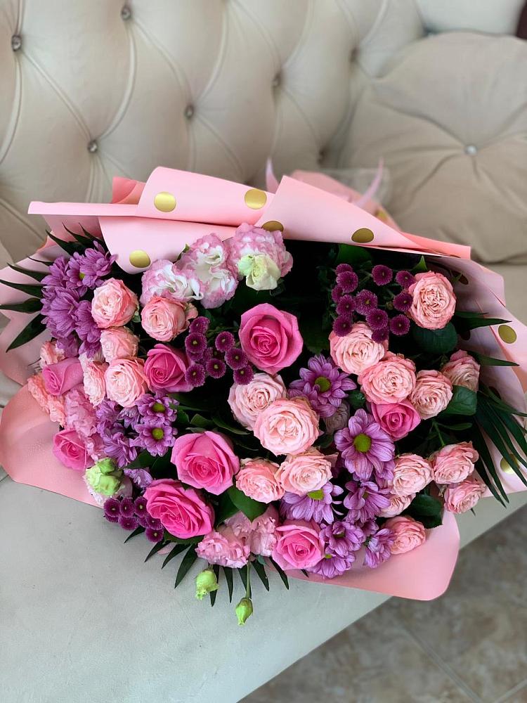 Букет цветов из: Хризантемы, Розы и Лизиантусы в Кривополянье