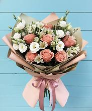 Букет цветов из:  Розы, Альстромерии и Лизиантусы в Кривополянье