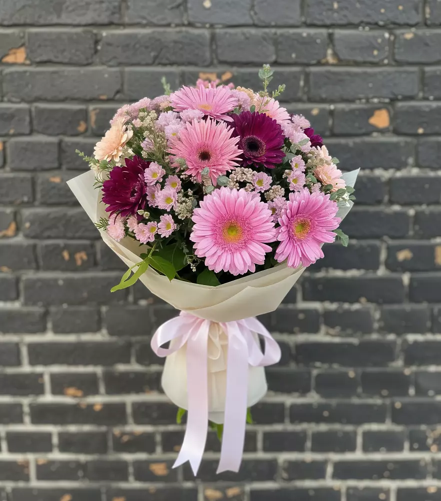 Букет цветов из: Герберы и Хризантемы в Кривополянье