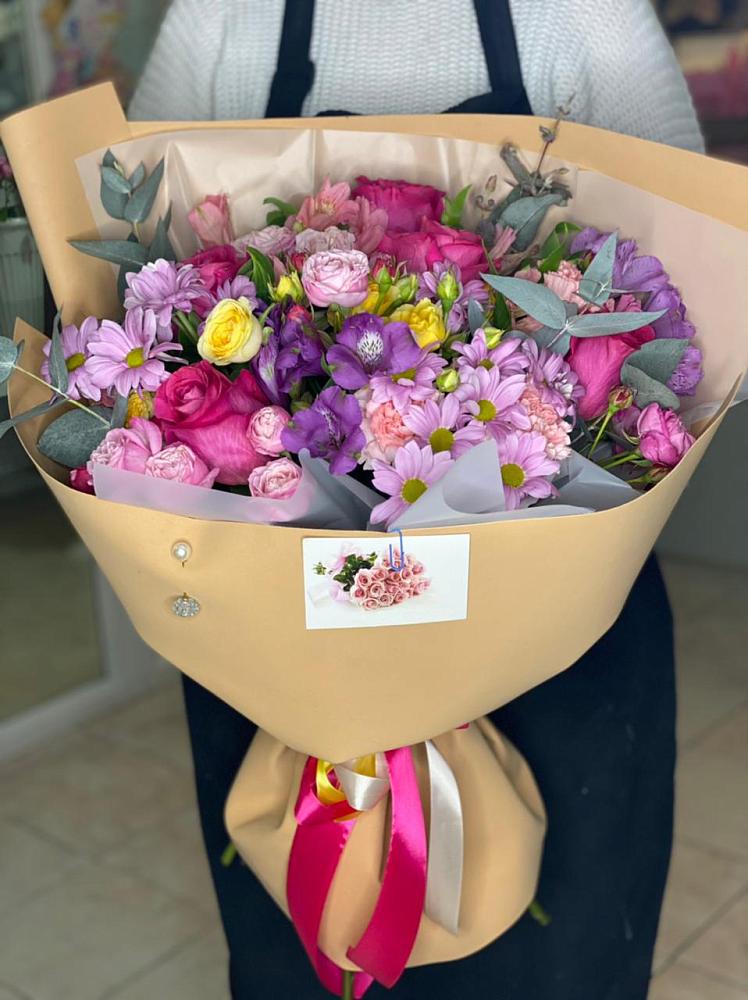 Букет цветов из: Хризантемы, Гвоздики и Альстромерии в Кривополянье