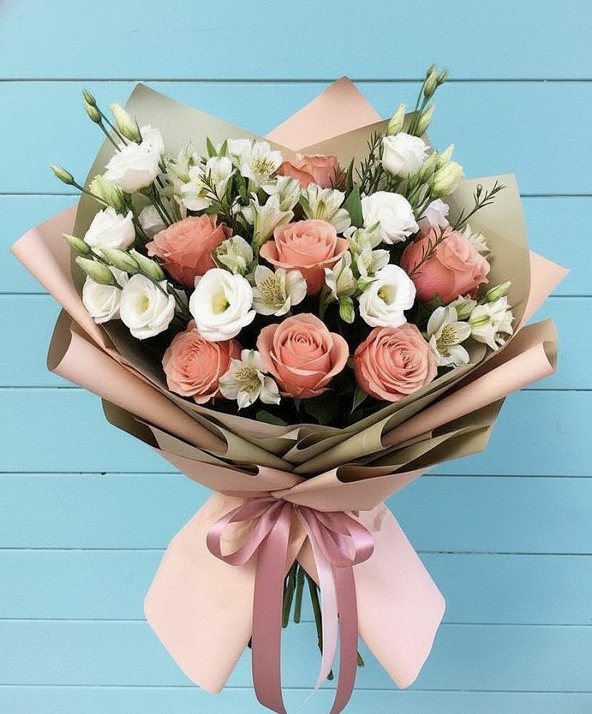 Букет цветов из: Розы, Альстромерии и Лизиантусы в Кривополянье