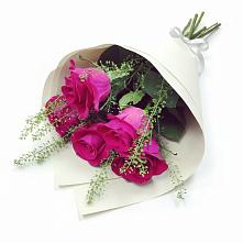 Букет цветов из:  Розы в Кривополянье