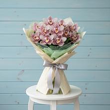 Букет цветов из:  Орхидеи и Розы #REPLACE_PRED# Кривополянье