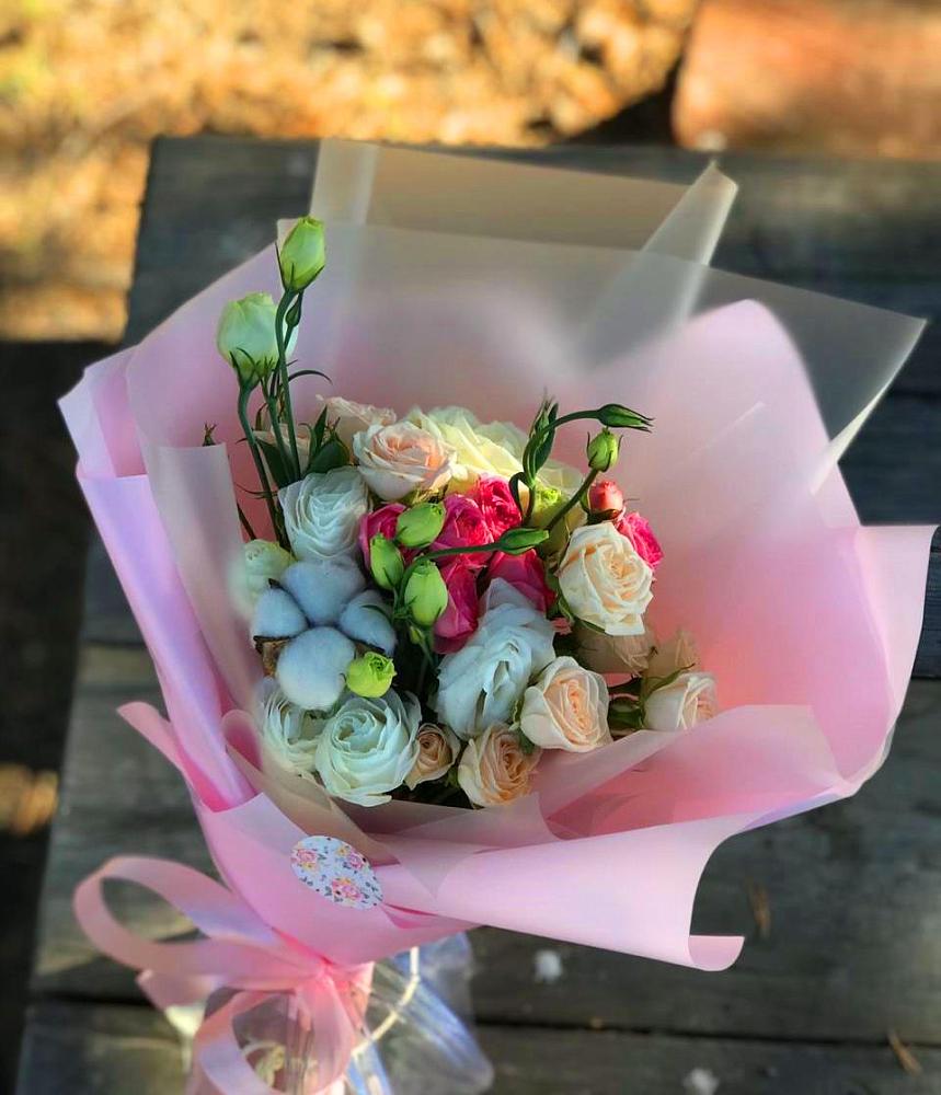 Букет цветов из: Розы и Лизиантусы в Кривополянье