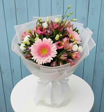 Букет цветов из:  Герберы, Альстромерии и Лизиантусы в Кривополянье