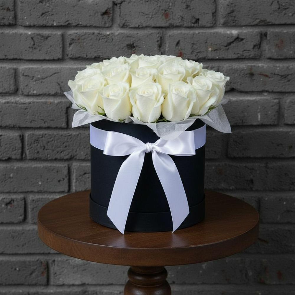 Цветочная композиция из Розы в шляпной коробке в Кривополянье