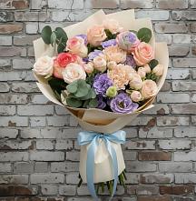 Букет цветов из:  Розы, Лизиантусы и Гвоздики #REPLACE_PRED# Кривополянье